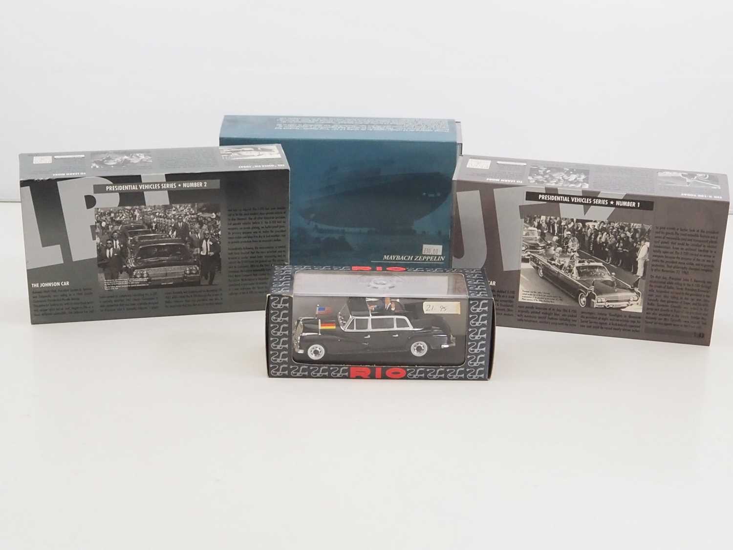 Lot 44 - A group of 1:43 scale diecast cars, comprising...