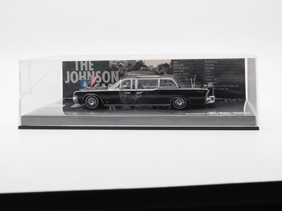 Lot 44 - A group of 1:43 scale diecast cars, comprising...