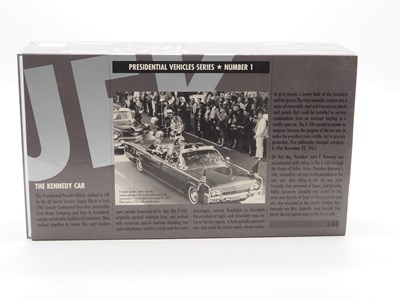 Lot 44 - A group of 1:43 scale diecast cars, comprising...