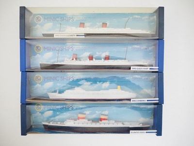 Lot 16 - A group of HORNBY Minic ships (Period 2 Hong...