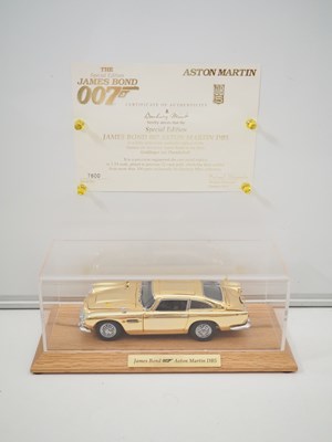Lot 95 - A DANBURY MINT 1:24 scale limited edition 22...