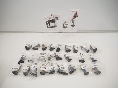 Lot 118 - A large quantity of unboxed BRITAINS 'American...