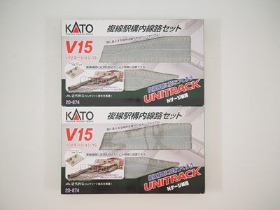 Lot 259 - A pair of KATO N gauge 20-874 V15 track...