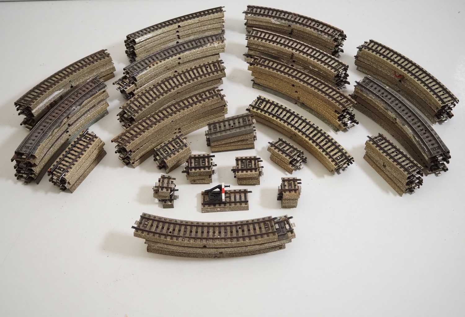Lot 291 - A selection of MARKLIN unboxed HO gauge