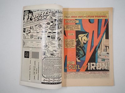 Lot 3 - IRON FIST #1 (1975 - MARVEL) - First solo...