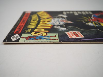 Lot 10 - AMAZING SPIDER-MAN #194 - (1979 - MARVEL) -...