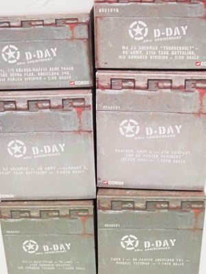 Lot 82 - A group of CORGI 1:50 scale diecast tanks and...