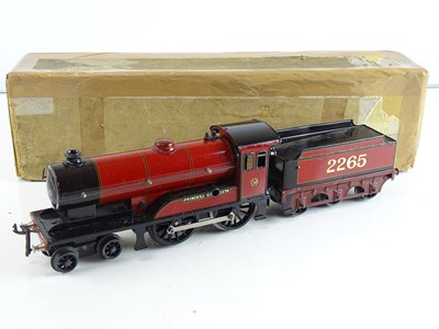 Lot 139 - A BASSETT LOWKE 3301 clockwork Freelance...