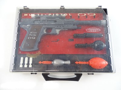 Lot 142 - A DE-LUXE TOYS / TOPPER Multi-Pistol 09...
