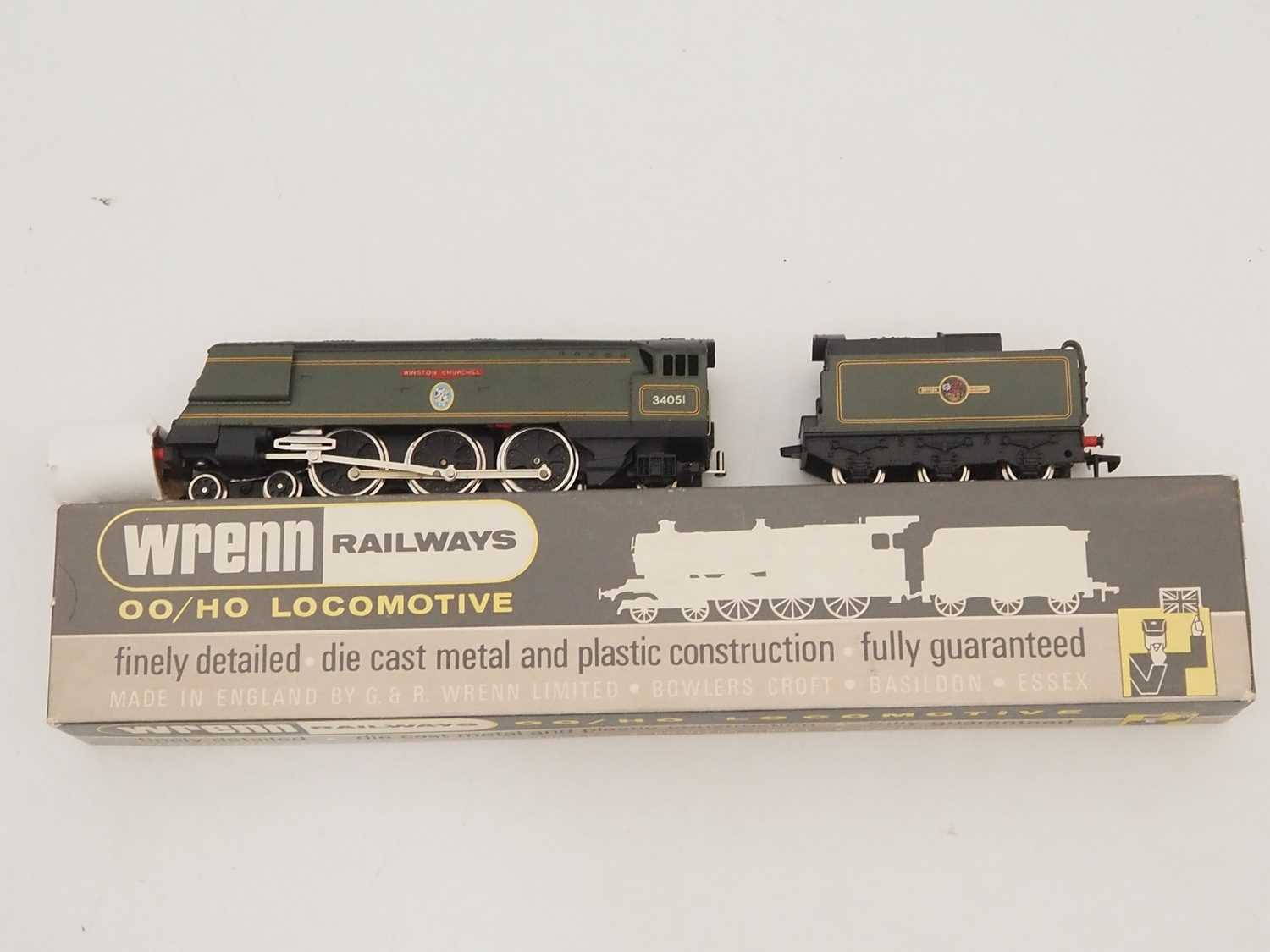 Lot 584 - A WRENN OO gauge W2265 streamlined Bulleid...