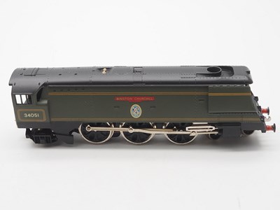 Lot 584 - A WRENN OO gauge W2265 streamlined Bulleid...