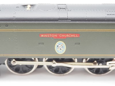 Lot 584 - A WRENN OO gauge W2265 streamlined Bulleid...