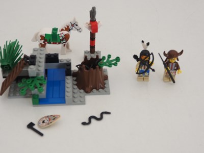 Lot 79 - LEGO SYSTEM 6718 WESTERN - Raindance Ridge...