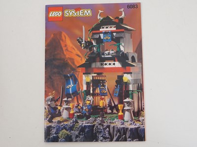 Lot 89 - LEGO SYSTEM NINJA 6083 - Castle - Samurai...