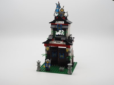 Lot 89 - LEGO SYSTEM NINJA 6083 - Castle - Samurai...