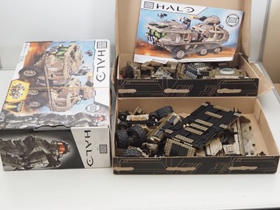 Lot 213 - A large MEGA BLOKS Halo set together with two...