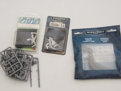 Lot 216 - A crate of Warhammer 40000 sets and...