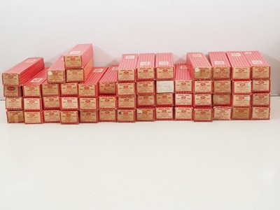 Lot 463 - A large quantity of HORNBY DUBLO 2-rail OO...