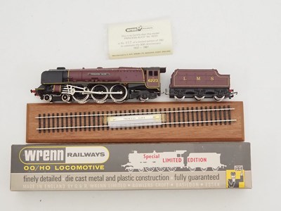 Lot 500 - A WRENN OO gauge W2401 limited edition Duchess...