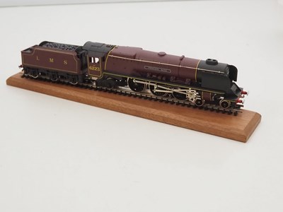 Lot 500 - A WRENN OO gauge W2401 limited edition Duchess...