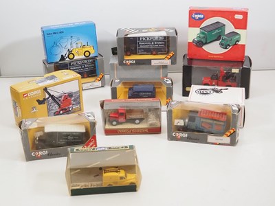 Lot 13 - A quantity of mixed diecast vehicles in...