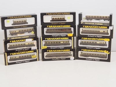 Lot 311 - A group of GRAHAM FARISH N gauge 4-wheel and...