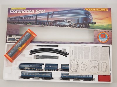 Lot 369 - A HORNBY OO gauge 'Coronation Scot' passenger...