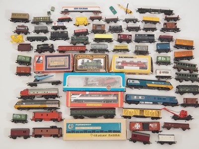 Lot 456 - A lucky dip job lot of OO gauge and HO gauge...