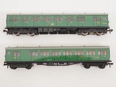 Lot 460 - A HORNBY DUBLO OO gauge 2-rail 2250 electric...