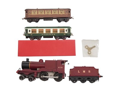 Lot 523 - An O gauge possibly scratchbuilt clockwork 4-4-...