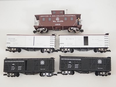 Lot 528 - A group of G scale American Outline box cars...