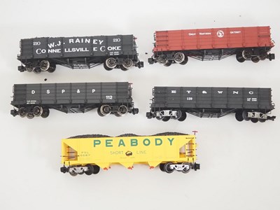 Lot 535 - A group of G scale American Outline coal...