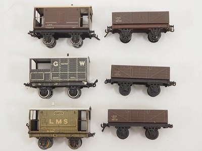 Lot 571 - A small group of unboxed BASSETT-LOWKE O gauge...