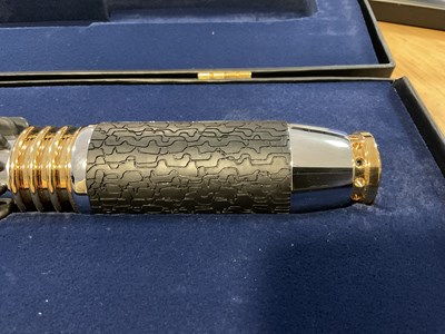 Lot 516 - STAR WARS - A Master Replicas Star Wars...