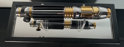 Lot 516 - STAR WARS - A Master Replicas Star Wars...