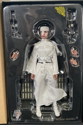 Lot 503 - STAR WARS - A Hot Toys Movie Masterpiece...