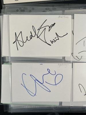 Lot 406 - A large quantity of signed autograph cards by...