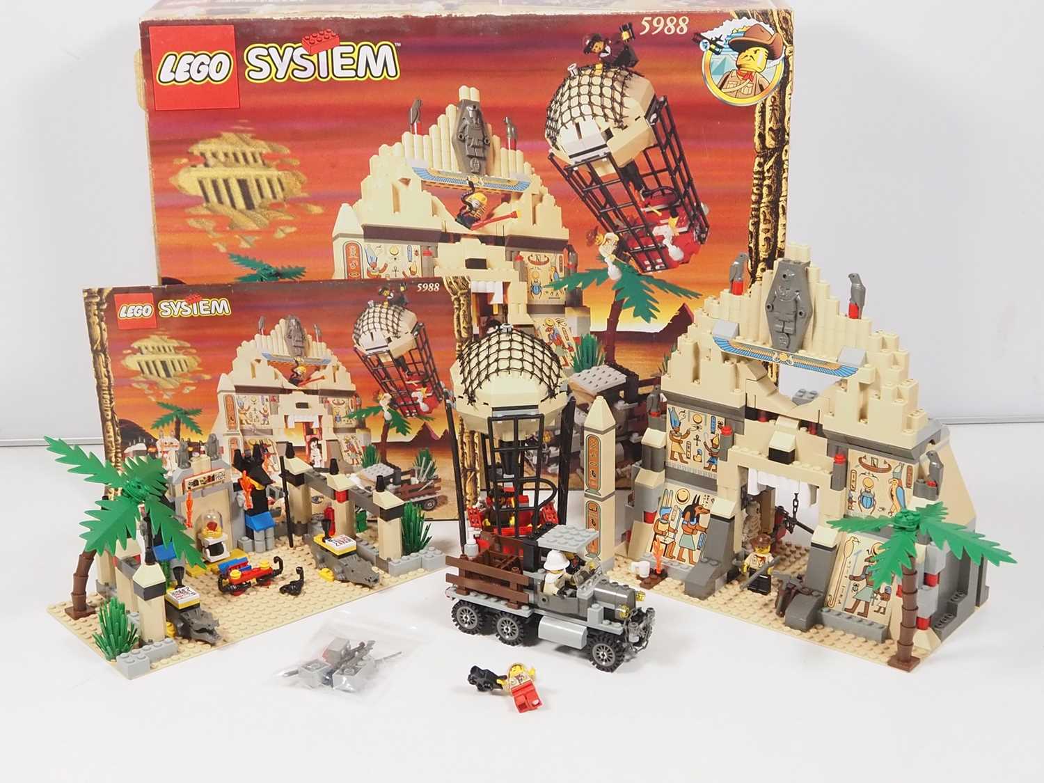 Lot 1 - LEGO - ADVENTURERS #5988 - Desert Pharoah's...