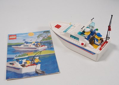 Lot 23 - LEGO - BOAT - A group of three boats...