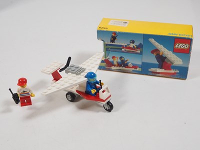Lot 25 - LEGO - CLASSIC TOWN - A group of four Airport...