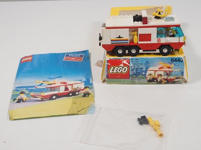 Lot 26 - LEGO - CLASSIC TOWN #6440 Jetport Fire Squad -...