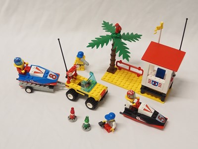 Lot 44 - LEGO - CLASSIC TOWN - A group of three Race...