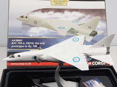 Lot 108 - A CORGI Aviation Archive AA38601 diecast 1:72...