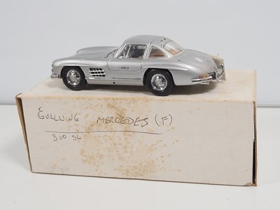Lot 139 - A group of 1:24 scale FRANKLIN MINT diecast...