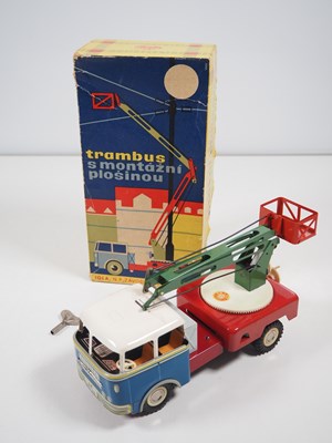 Lot 195 - A pair of boxed vintage Czechoslovakian...