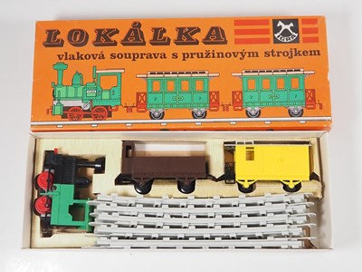 Lot 198 - A pair of IGRA Czechoslovakian vintage play...