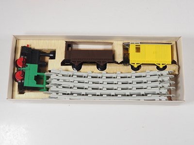 Lot 198 - A pair of IGRA Czechoslovakian vintage play...