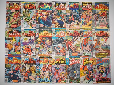 Lot 78 - MS. MARVEL #1, 2, 3, 4, 5, 6, 7, 8, 9, 10, 11,...