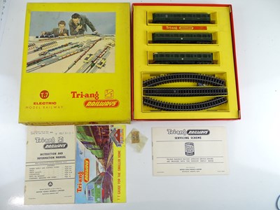 Lot 2 - A rare TRI-ANG TT Gauge T7 train set...