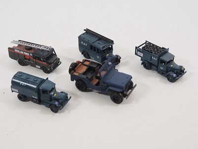 Lot 16 - A (very!) diverse group of items comprising...